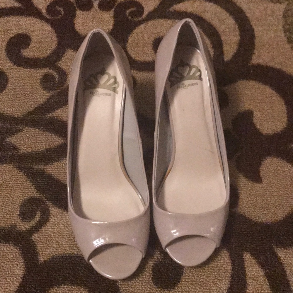 Open toed heels